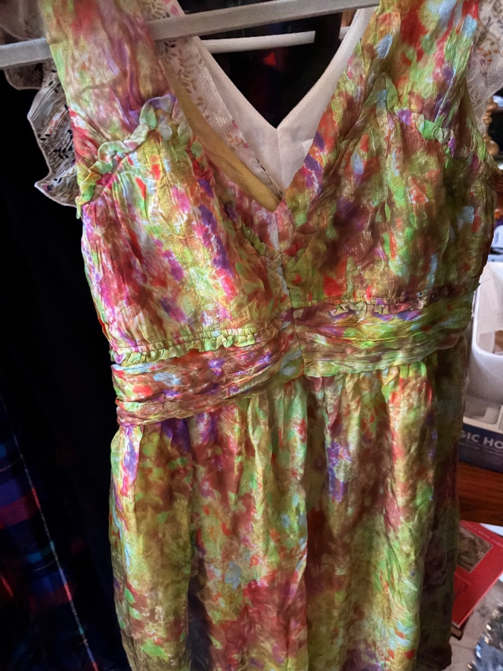 Sundance 100% Silk Watercolor Floral Green Pink Fit Flare Midi V-Neck Dress 8
